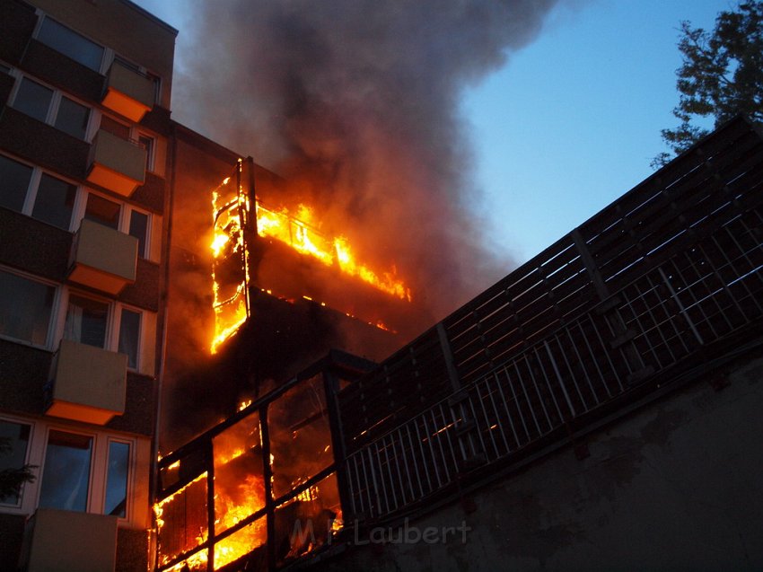 Feuer 3 Koeln Vingst Burgstr P017.JPG